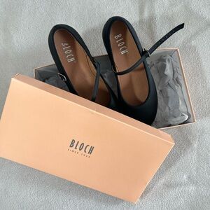 Bloch Women's Black Tap Shoe